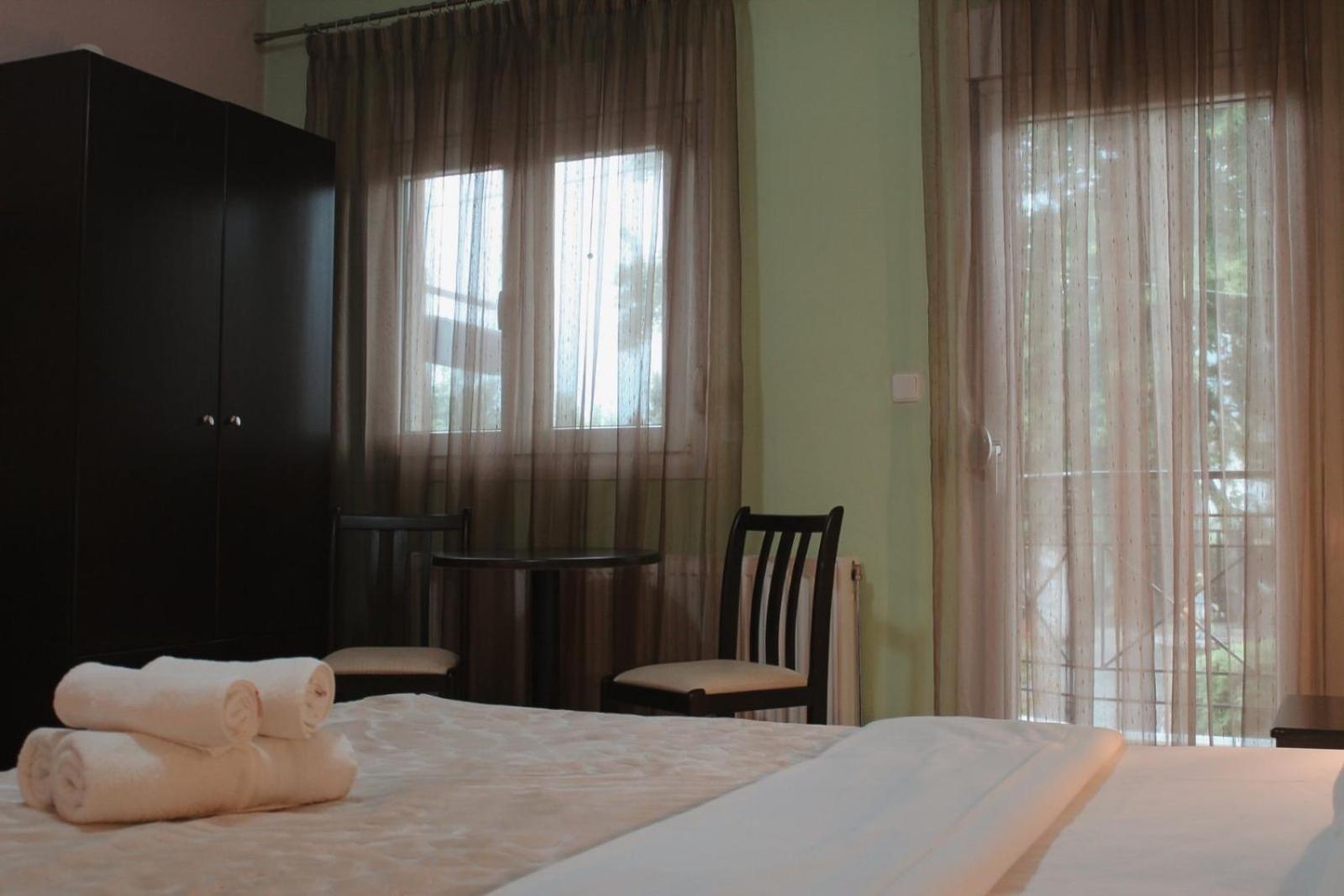 Enastron Hotel Loutraki  Luaran gambar