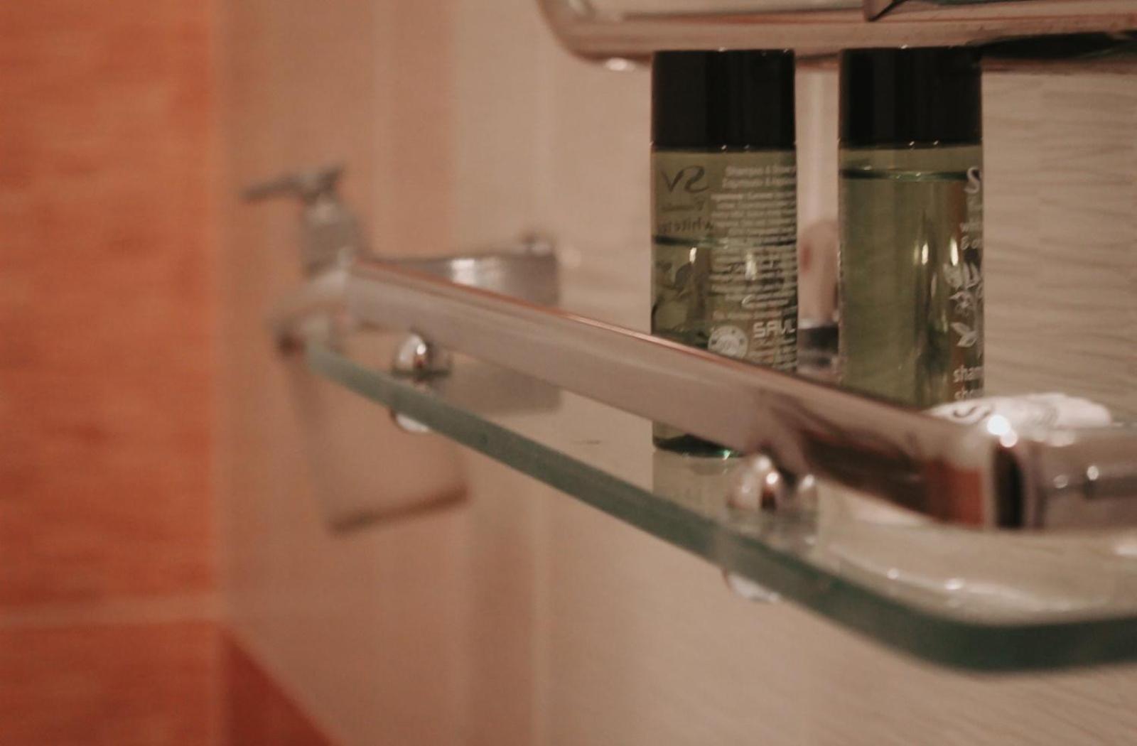 Enastron Hotel Loutraki  Luaran gambar